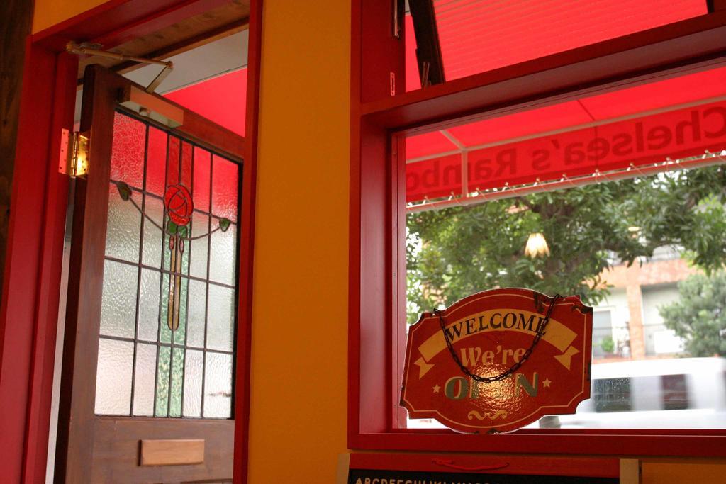 Yadocafe Chelsea'S Rainbow B&B Ōsaka Extérieur photo