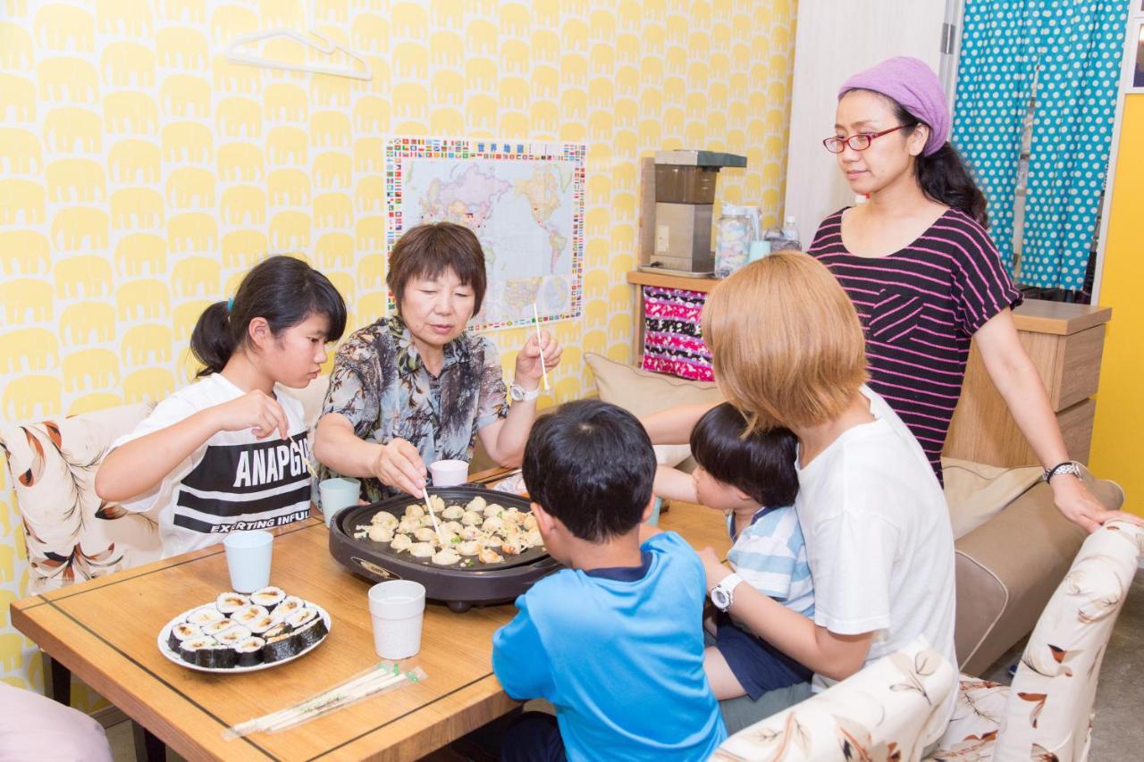 Yadocafe Chelsea'S Rainbow B&B Ōsaka Extérieur photo